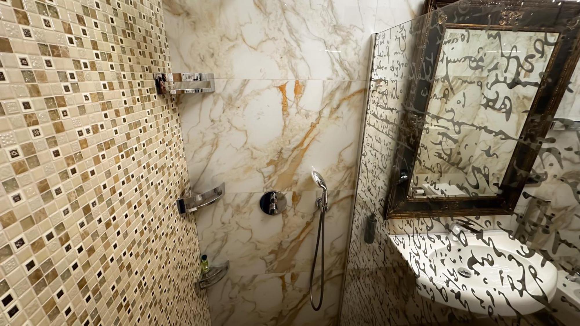 Therme Criss Balotesti Esterno foto