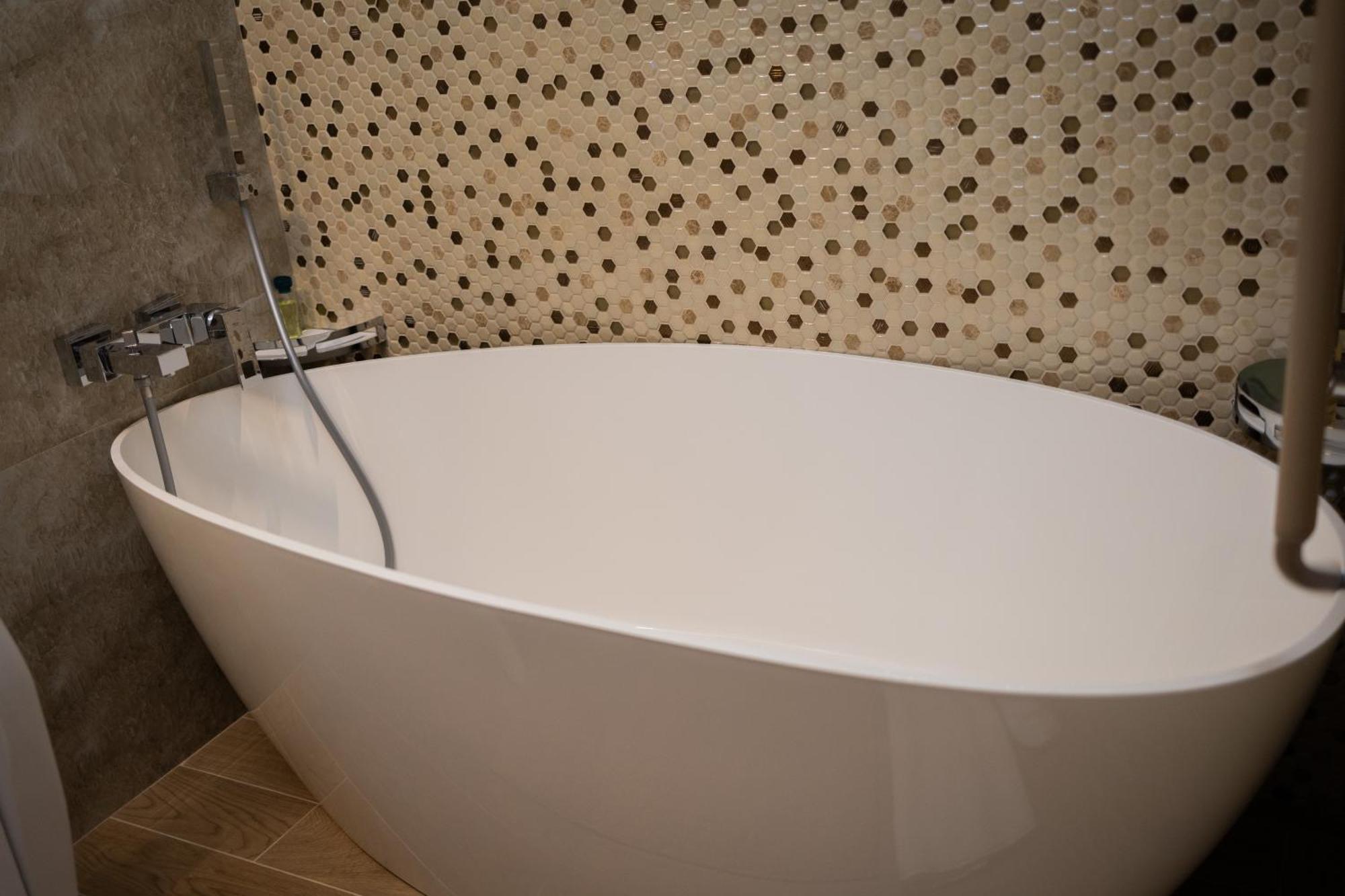 Therme Criss Balotesti Esterno foto
